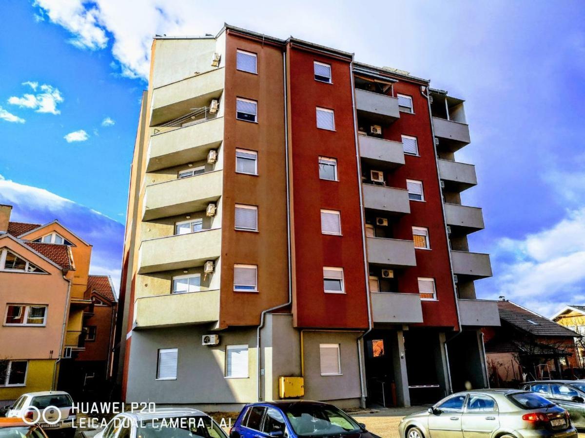 Apartman Kiss Osijek Zewnętrze zdjęcie